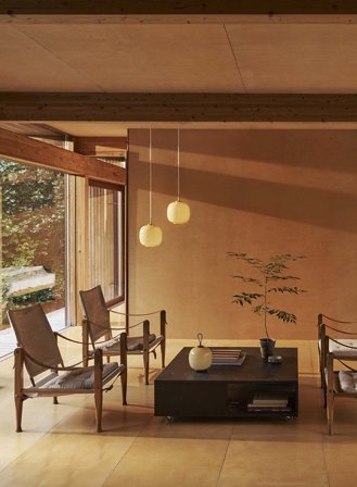 VL 45 Radiohus taklampe Ø17 - glossy pale yellow