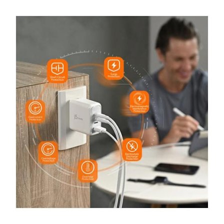 j5create USB-C GaN 70W oplader med 4 porte