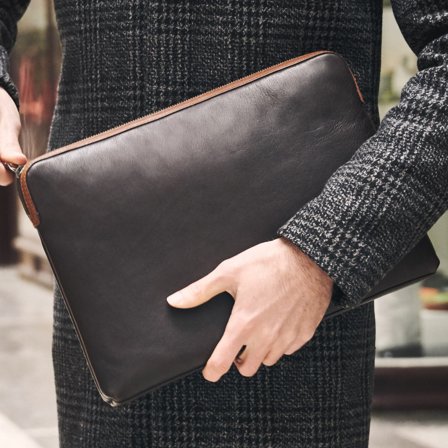 Custodia per laptop Lou in pelle marrone scuro e marrone chiaro per uomini - Custodie per laptop