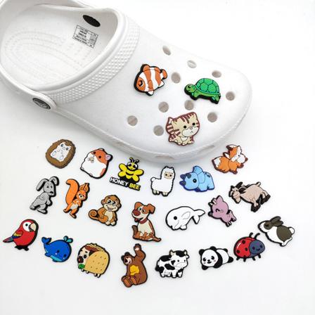 24 deler 3D Clogs Sandaler Ornament(Søte Dyr),Sko Charms,Søte Sko Ornamenter for Clogs Sko Sandal Armbånd DIY
