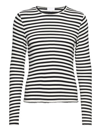 Lr-Ika White Levete Room