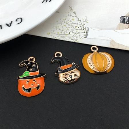 30 kpl Halloween-riipuksia korujen valmistukseen, emaloidut riipukset, kurpitsa, haamu, lepakko, seosriipukset DIY-rannekoruille, kaulakoruille, 