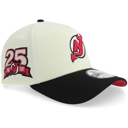 New Era - NHL Vit adjustable Keps - Hatstore Exclusive x New Jersey Devils 9FORTY 25 Anniversary Chrome/Black A-frame Adjustable @ Hatstore
