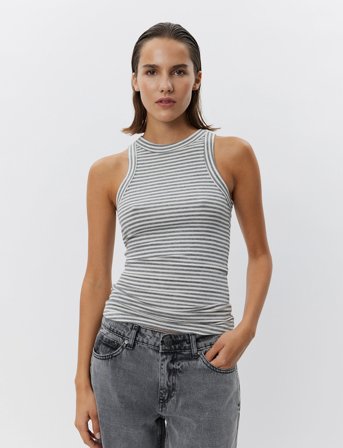 Sofie Schnoor Julliesw Stripe Top - Grey - S