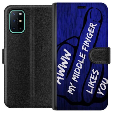 Kompatibel Tegnebogsetui til OnePlus 8T Mørk typografisk illustration med hjerteform og budskab om venskab mod dybblå trætekstur