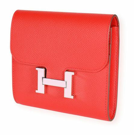 Hermès Vintage, Hermes Rouge De Coeur Epsom Rose Sakura Enamel Compact Constance Wallet Phw 4821086 Rood, Dames, Maat:ONE Size