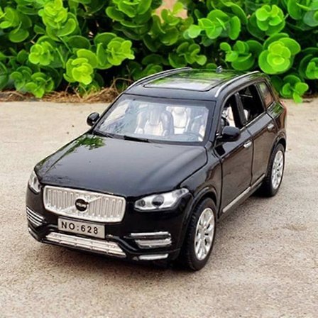 1:32 VOLVO XC90 SUV Legetøjsbil i Metal med Lyd og Lys - Samlermodel - Børnegave