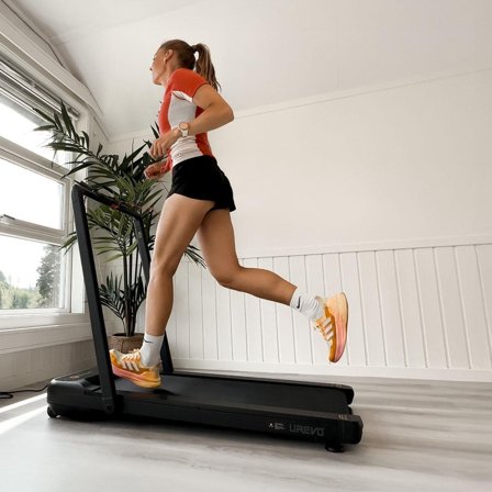 Urevo Strol 2S Pro tredemølle sammenleggbar med 9 stigningsnivåer og 12 km/t