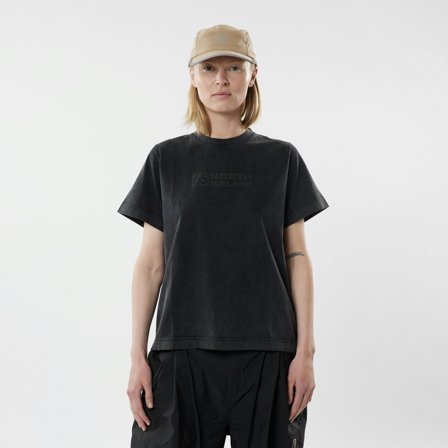 66 North women's Borgir Tops - Black - M