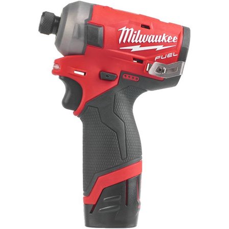 Milwaukee M12 FQID-202X Slagskrutrekker med batteri og lader, Maskiner