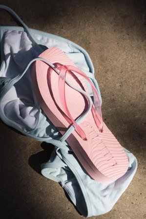 Sleepers Tapered Platform Transparent Pink flip flop 39