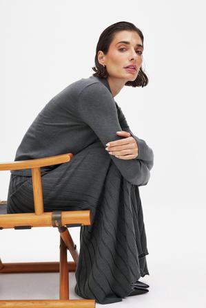 Débora Rosa x NA-KD Jupe mi-longue en maille de laine mélangée - Qualité premium - Gris - Large