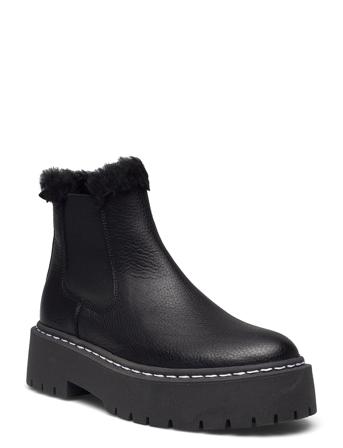 Veerly-F Bootie Black Steve Madden