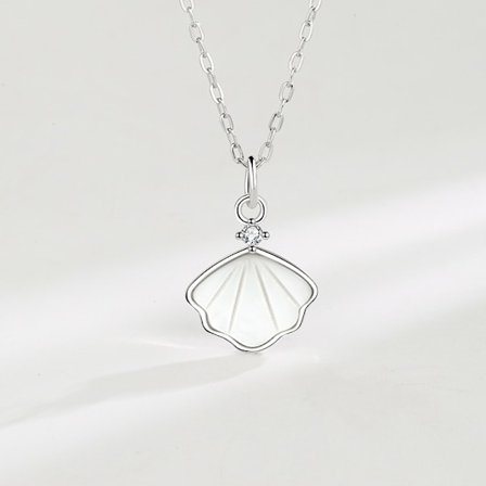 Ett (platina) halsband för kvinnor kristallhänge halsband smycken presenter till kvinnor mamma henne fru flickvän årsdag födelsedag mors dag jul