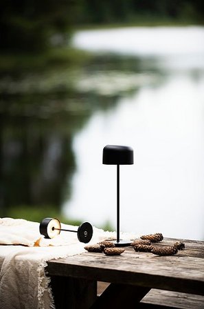 Jotex - Bordlampe Lille Usb 36 cm Svart - Kjøp Utebelysning hos Jotex