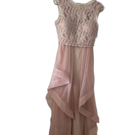 Helt oanvänd tvådelad balklänning med taggar!! Rosa/beige