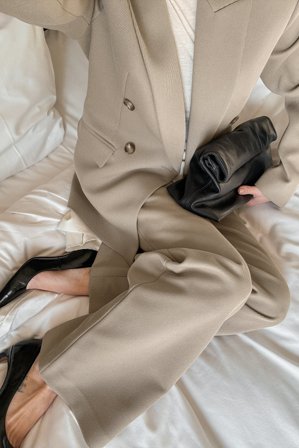 Katarina Krebs x NA-KD Mid Waist Flared Twill Pants - Trompet bukser - Brun - EU 42