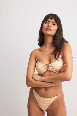 Amanda MPN x NA-KD Bikinitrosa med triangeldetalj - Bikini - Orange,Stripe - X-Small