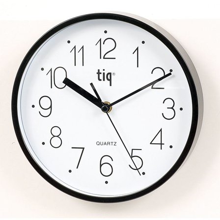 Väggur TIQ 22,5cm svart - Lyreco - Kontorsmöbler och inredning - Väggur - Väggur