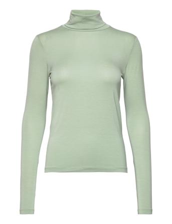 Joline T-Neck Green Basic Apparel