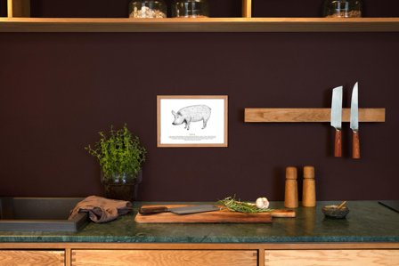 Plakat med Grisens udskæringer fra Gehalt — Stilrent og klassisk udtryk