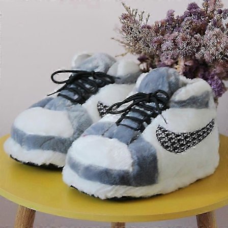 Sneakers-lignende Plys Sutsko Kreativ Indpakning Fuzzy Varme Vinter Indendørs Hjemmesko Bomuldssko[HK]