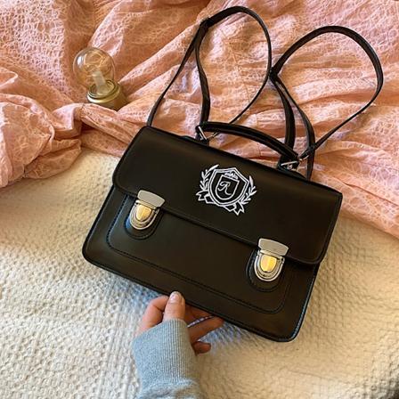 2024 Ny Japansk Jk Uniform Taske Bærbar Messenger Taske Retro Rygsæk Enkel Axel Enkel Korskropstaske Trendy Black
