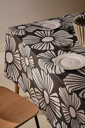 Jotex - Afveegbaar Tafelkleed Zwart-wit Zwart-wit - JOSIE - Koop Tafelkleden bij Jotex