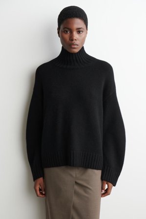 COS Women's Cashmere Funnel-Neck Jumper in Black