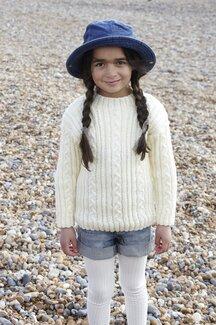 Strikkeoppskrift Genser med fletter - Svarta Fåret