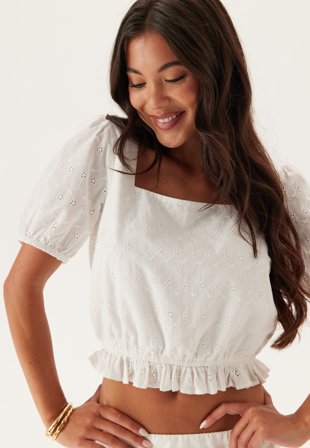 Bubbleroom - Broderie Anglaise Short Sleeve Blouse - White - Kläder
