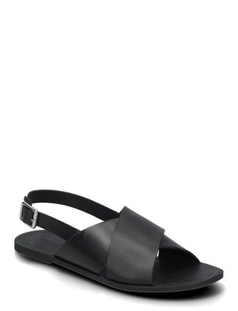 VAGABOND | Tia 2.0 | 39