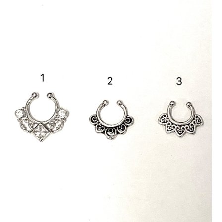 Fake septum piercing (1st)