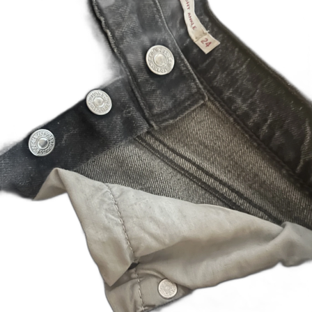 MörkGråa levis jenas