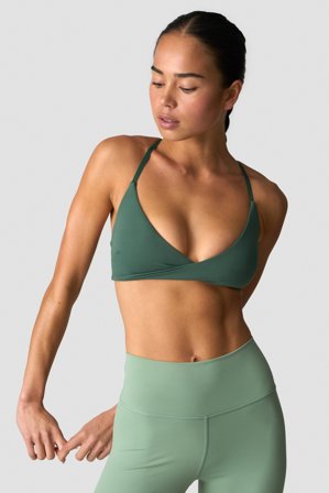 ICANIWILL - Nimble Twist Sports Bra Moss - Sport-BH - Dam - Träningskläder från ICIW
