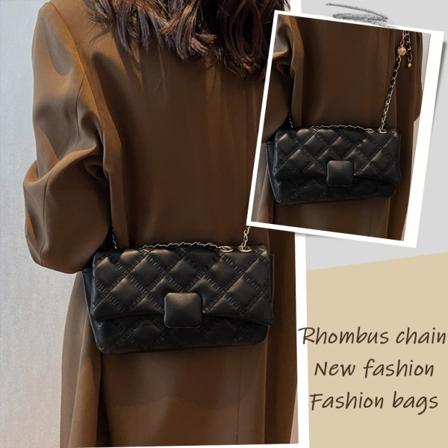 Liten handväska - Quiltad Crossbody-väska för kvinnor med metallkedja