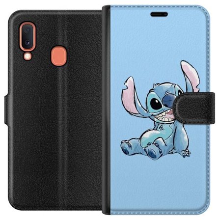 Kompatibelt Lommeboketui til Samsung Galaxy A20e Håndtegnet illustrasjon av sittende Stitch mot lysblå ensfarget bakgrunn