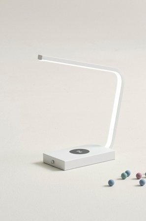 Jotex - NICI bordlampe LED oppladbar/ladefunksjon Hvit - Kjøp Bordlamper hos Jotex