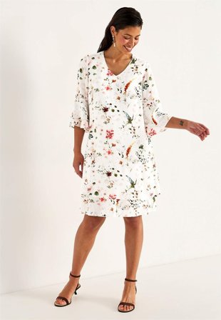 Cellbes of Sweden - Somrig festklänning med volanger - ljusbeige / mönstrad - för damer - 34/36