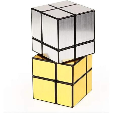 Andra Ordningens Oregelbunden Spegelkub,, Guld+silver,, 2st