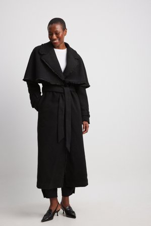 Lydia Tomlinson x NA-KD Manteau long à franges - Manteaux - Noir - EU 32