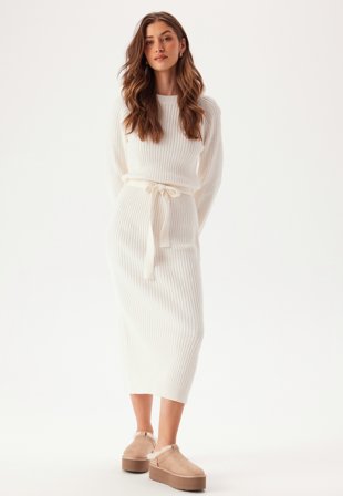 BUBBLEROOM Round Neck Rib Knitted Midi Dress Klær