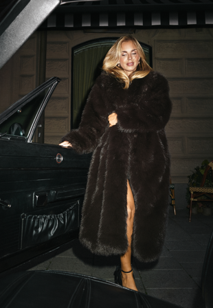 Chiara Forthi - Long Faux Fur Coat - Dark brown - Kläder - - Bubbleroom