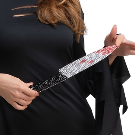 Blodig Kökskniv med Diamanter