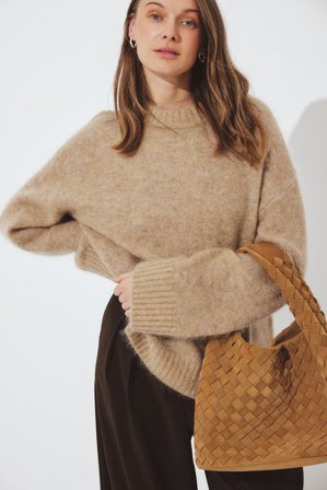 Premium Selection - Strikket genser i mohairblanding med rund hals - Premium kvalitet - Beige - S