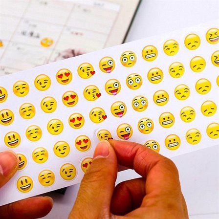 Emoji-tarrat - 660 tarraa eri ilmaisuissa