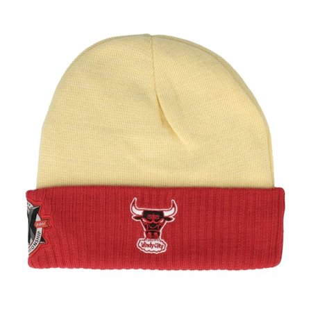 Mitchell & Ness - NBA Wit cuff Beanie - Chicago Bulls Side Patch Knit Off White/Red Cuff @ Hatstore