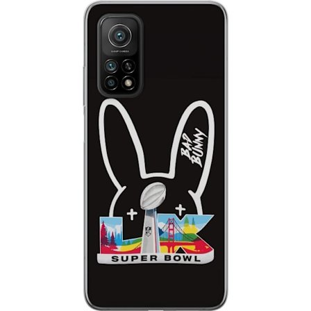 Kompatibelt Mobildeksel til Xiaomi Mi 10T 5G Bad Bunny portrett med åpen skjorte, tatoveringer og krøllete hår i stilfull motefotografering