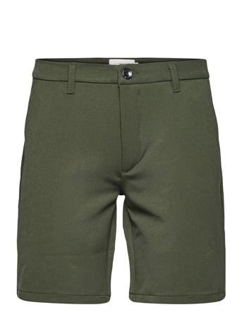 Ceasar Green Minimum
