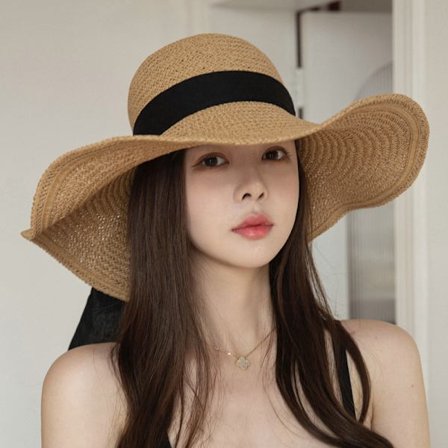 Solhat til kvinder, strandhat i strå med sløjfe
